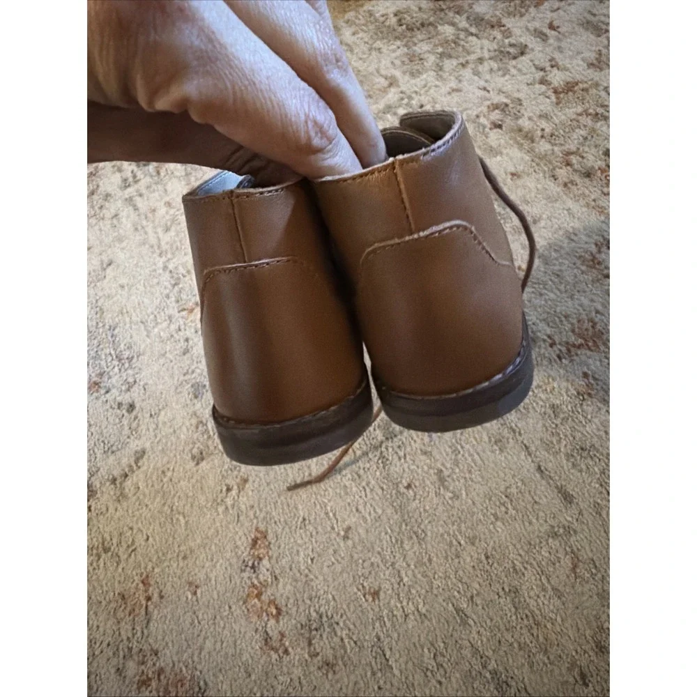 Janie and Jack Toddler Boy Dress Shoes Size: 8 One Missing Shoe Lace